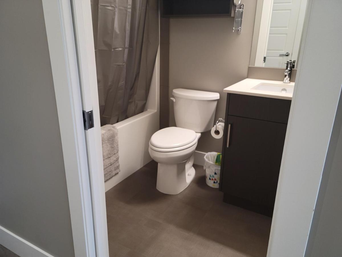 Cozy Studio Suite, 15Min Walk To Downtown Kelowna Exteriér fotografie