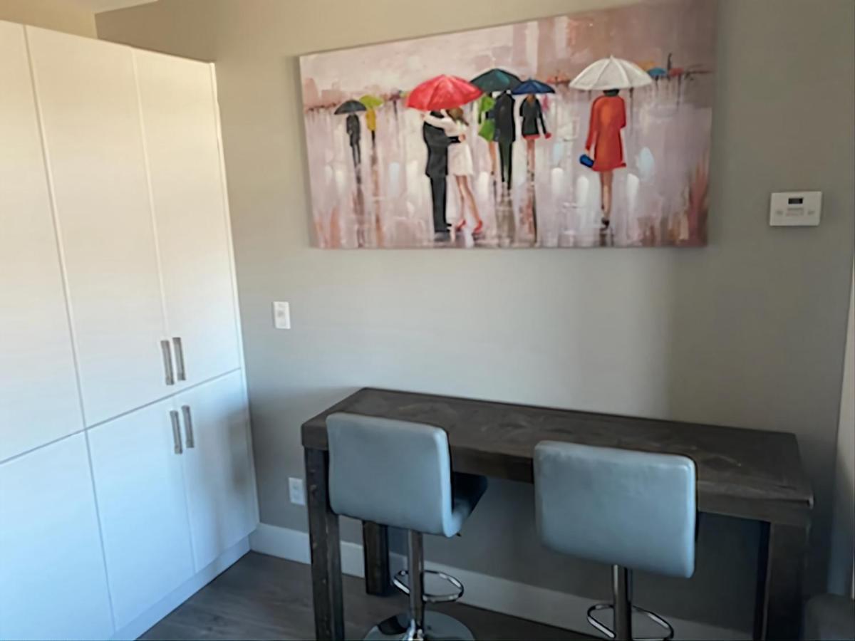 Cozy Studio Suite, 15Min Walk To Downtown Kelowna Exteriér fotografie
